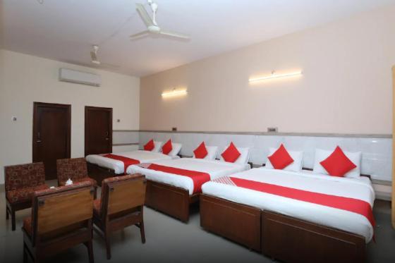 Kaveri Hotel Bed & Breakfast مَسّور المظهر الخارجي الصورة