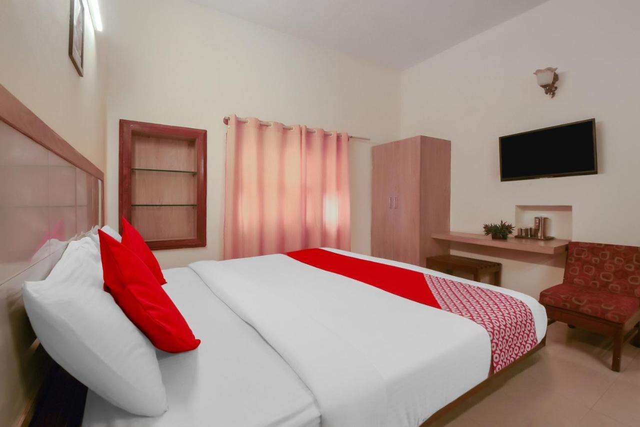 Kaveri Hotel Bed & Breakfast مَسّور المظهر الخارجي الصورة