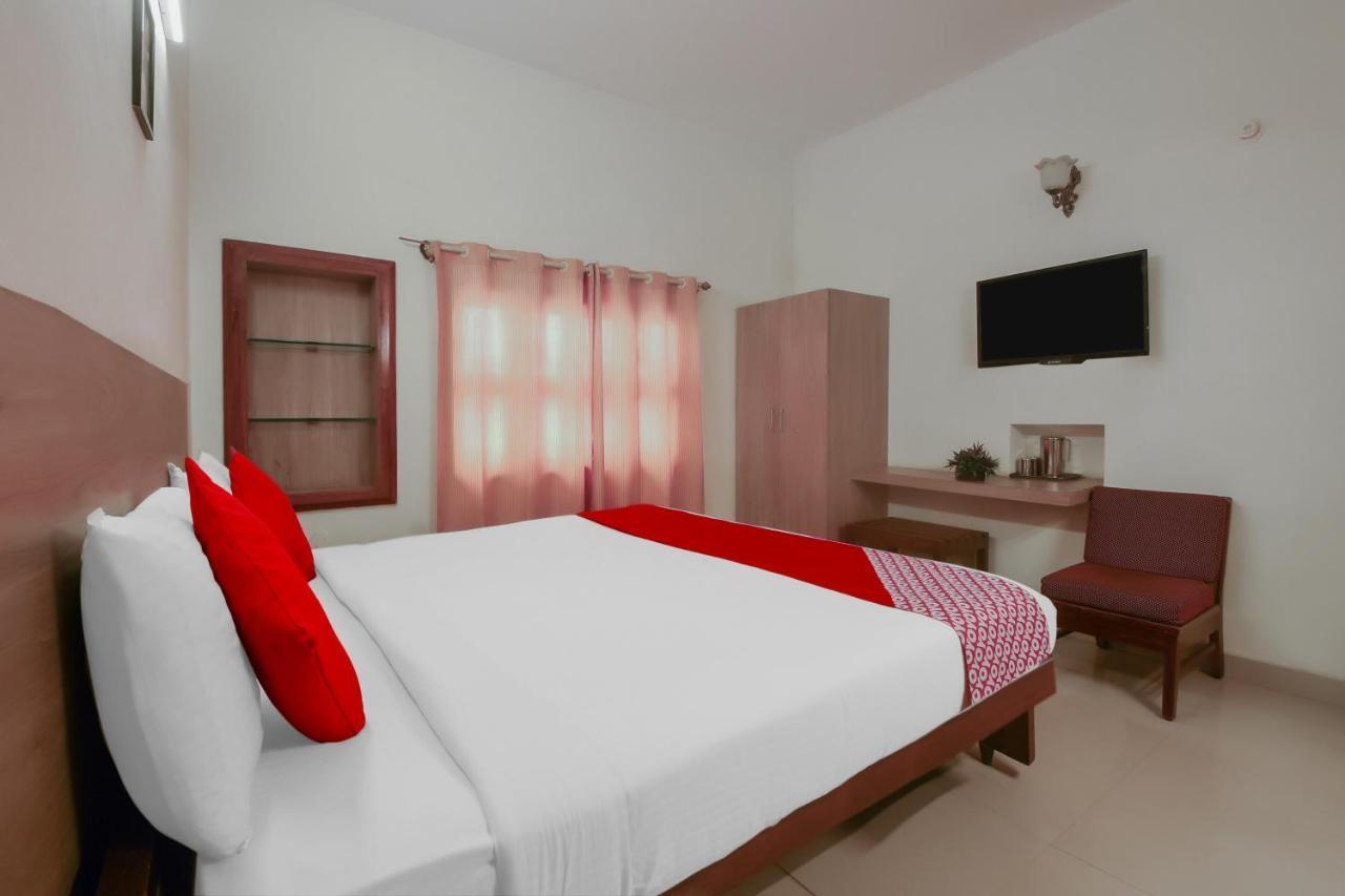 Kaveri Hotel Bed & Breakfast مَسّور المظهر الخارجي الصورة