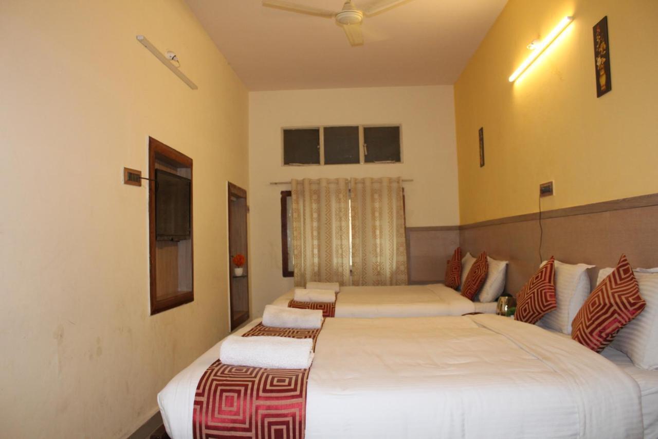Kaveri Hotel Bed & Breakfast مَسّور المظهر الخارجي الصورة